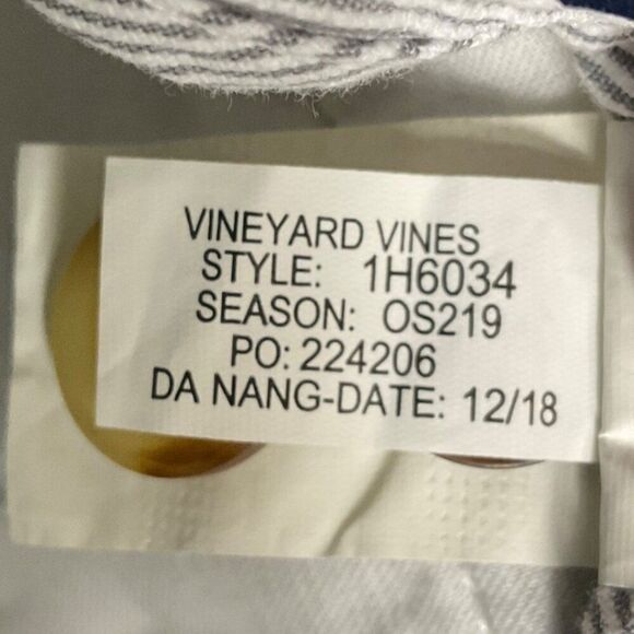 NWT Vineyard Vines 9" Pincord Stripe Breaker Shorts in Anchor Gray stripe, sz 38 - Picture 11 of 15